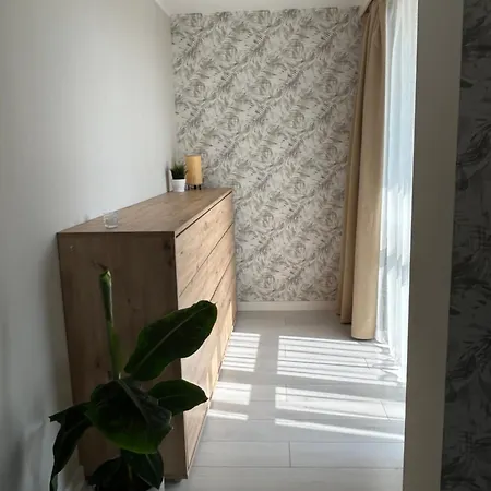 Dom & House - Kamienna Grobla Apartman *